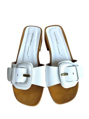 Intentionally Blank Mar Clog Sandal White Leather